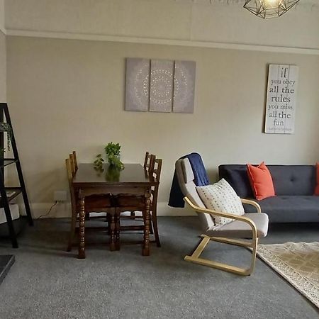 Character 2-Bedroom Unit Masterton Exterior foto