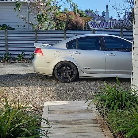 Character 2-Bedroom Unit Masterton Exterior foto